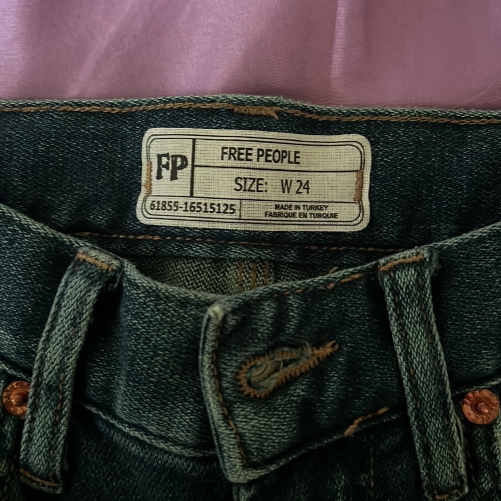 Like new Free people jeans - Picture 3 of 5